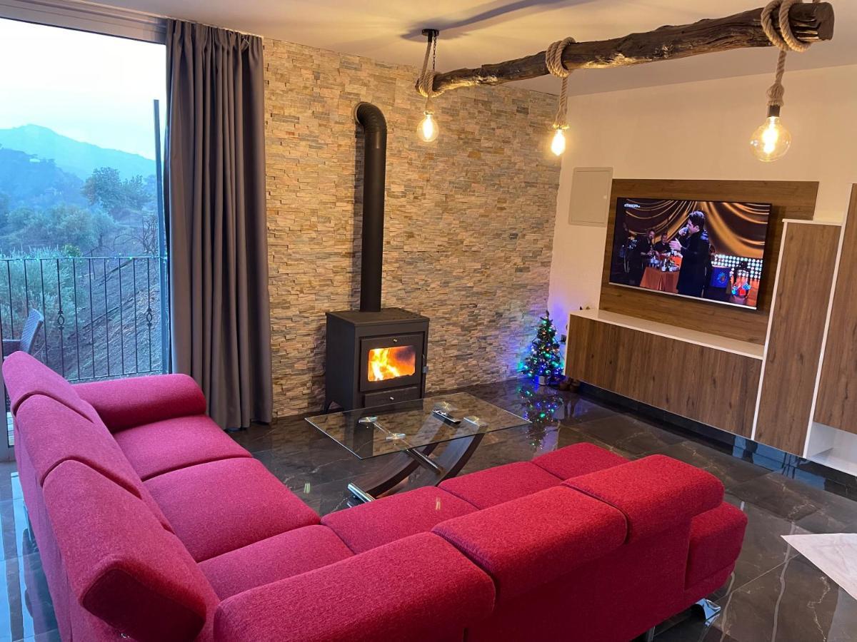 Sofros Valley Hills Chalet Agios Mamas Eksteriør billede