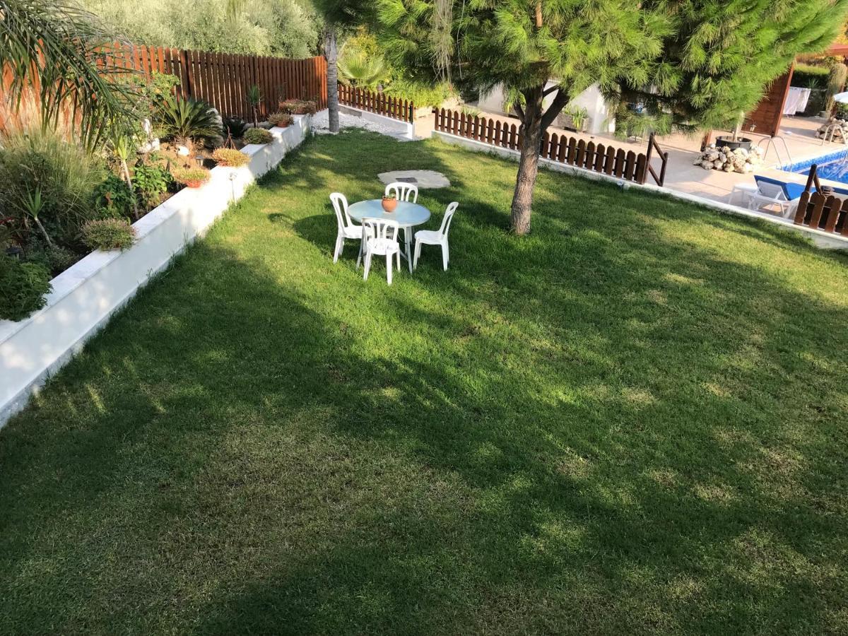 Sofros Valley Hills Chalet Agios Mamas Eksteriør billede