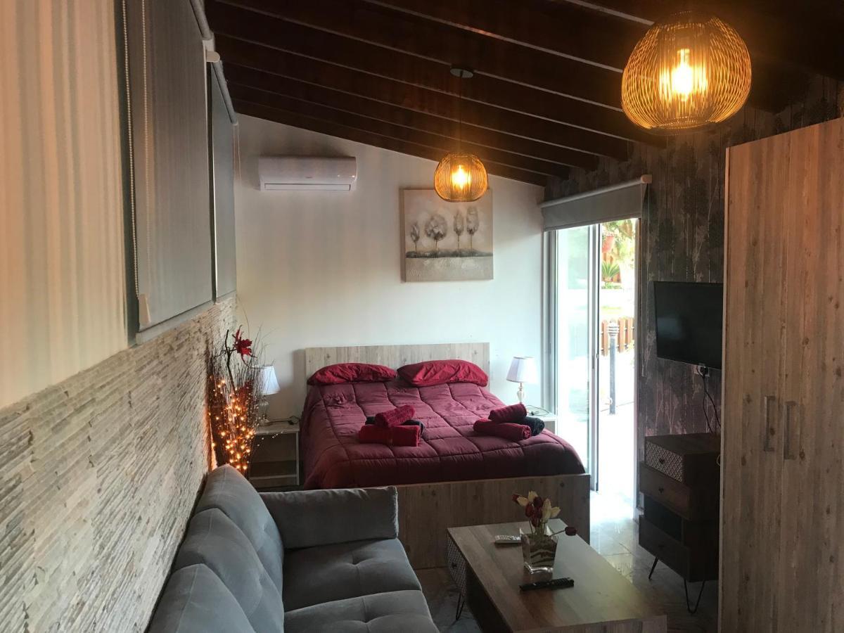 Sofros Valley Hills Chalet Agios Mamas Eksteriør billede